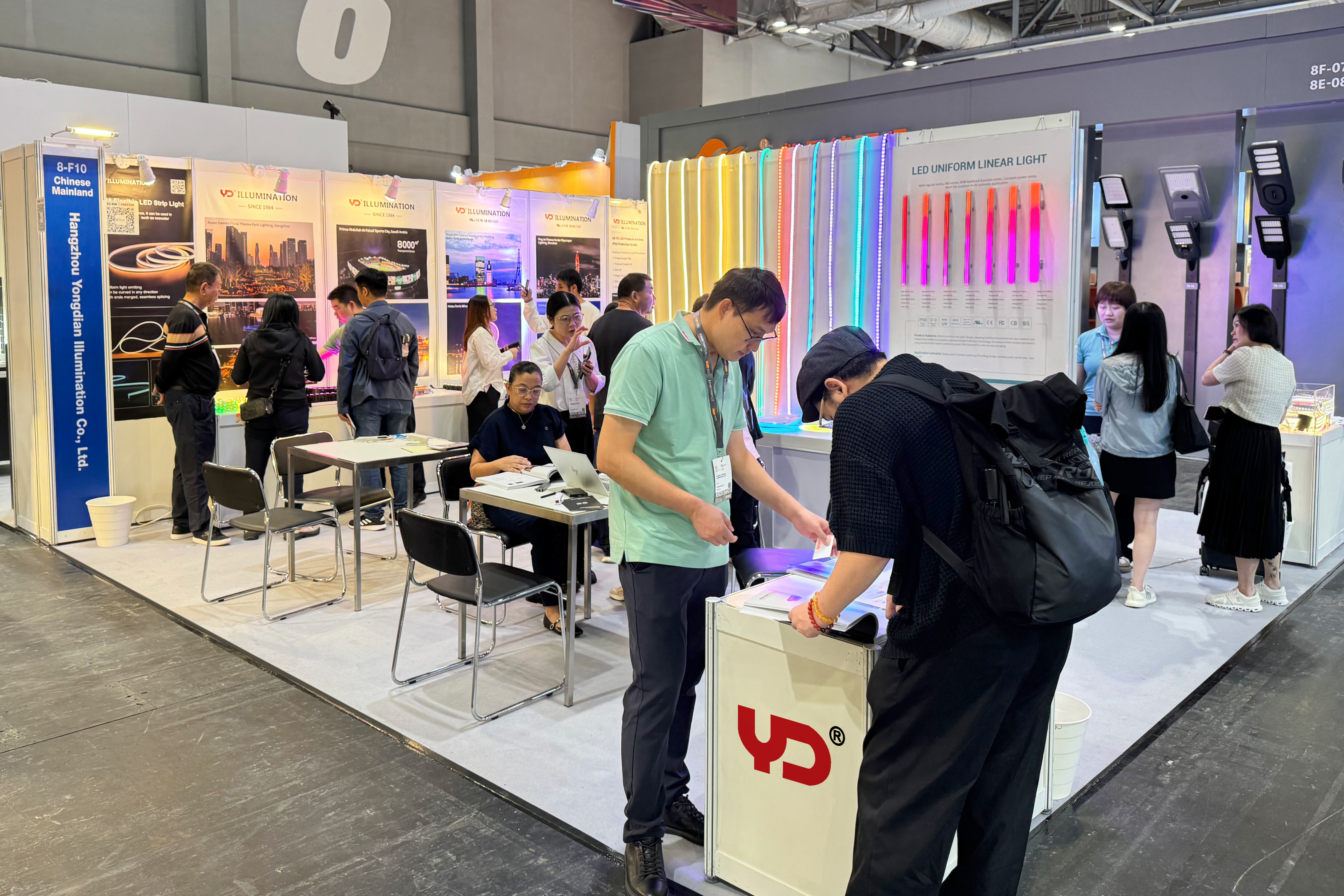 Live Event: Direct Feed! YD Makes a Splash at Hong Kong International Outdoor & Tech Light Expo